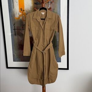 GAP Women’s Long-Sleeve Belted Dress